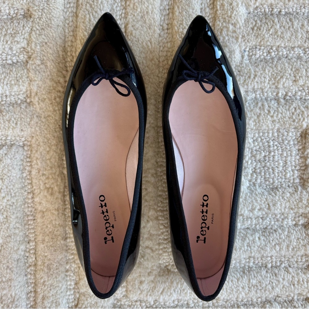 Repetto Brigette Black Patent Leather Flats with Pointed Toe